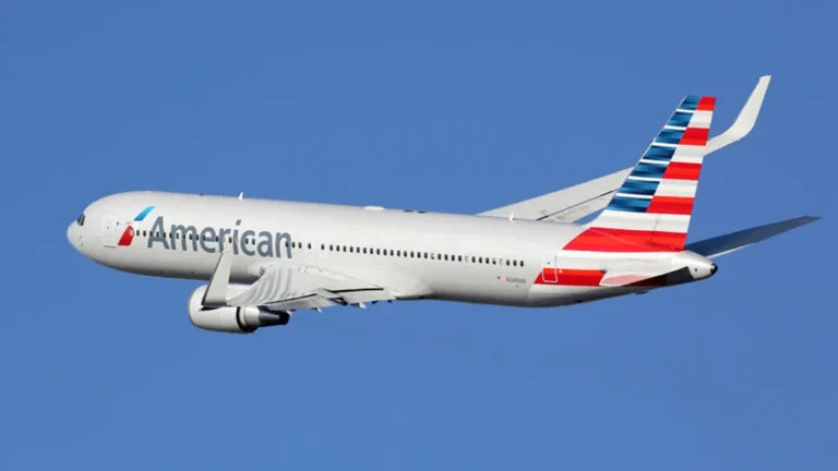Everything You Need to Know about American Airlines Flight 457q
